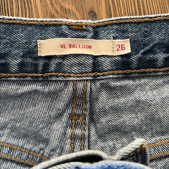 Levi’s xl balloon jeans w tie - Picture 5 of 8